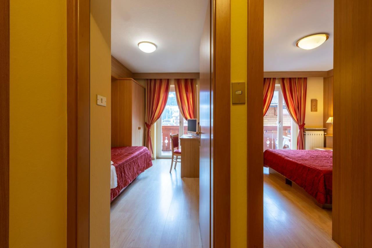Hotel La Serenella Moena Kültér fotó
