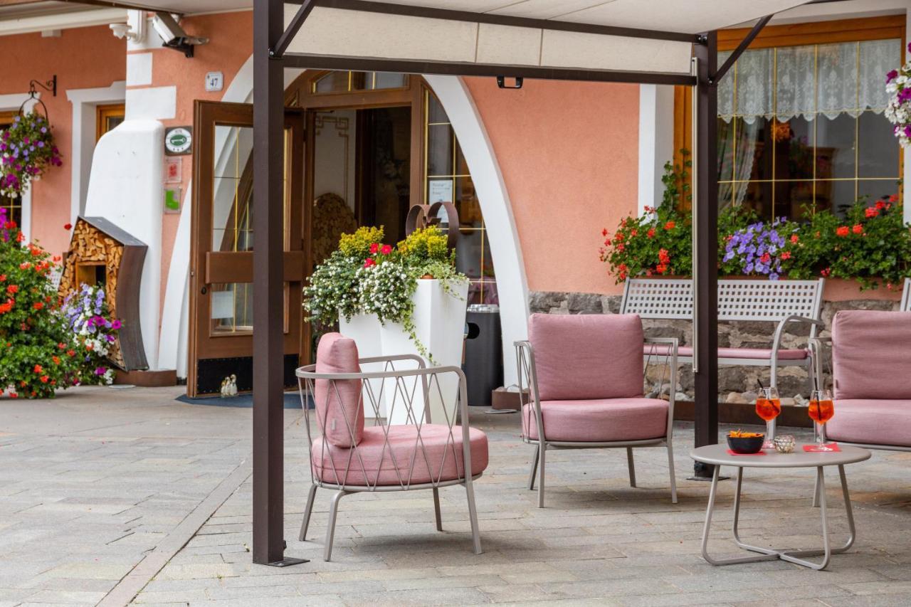 Hotel La Serenella Moena Kültér fotó