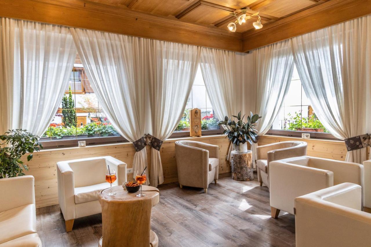 Hotel La Serenella Moena Kültér fotó