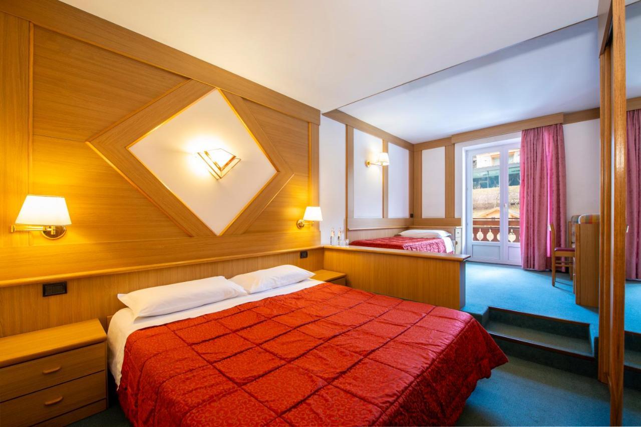 Hotel La Serenella Moena Kültér fotó