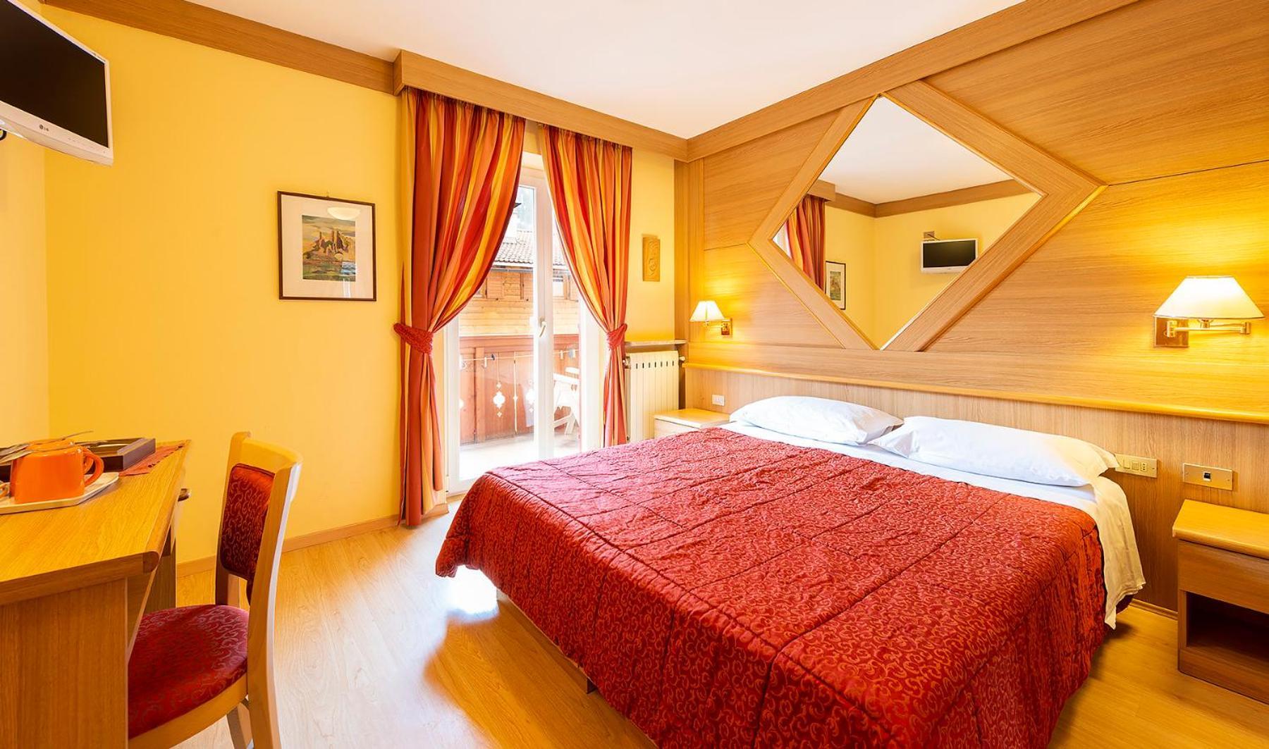 Hotel La Serenella Moena Kültér fotó
