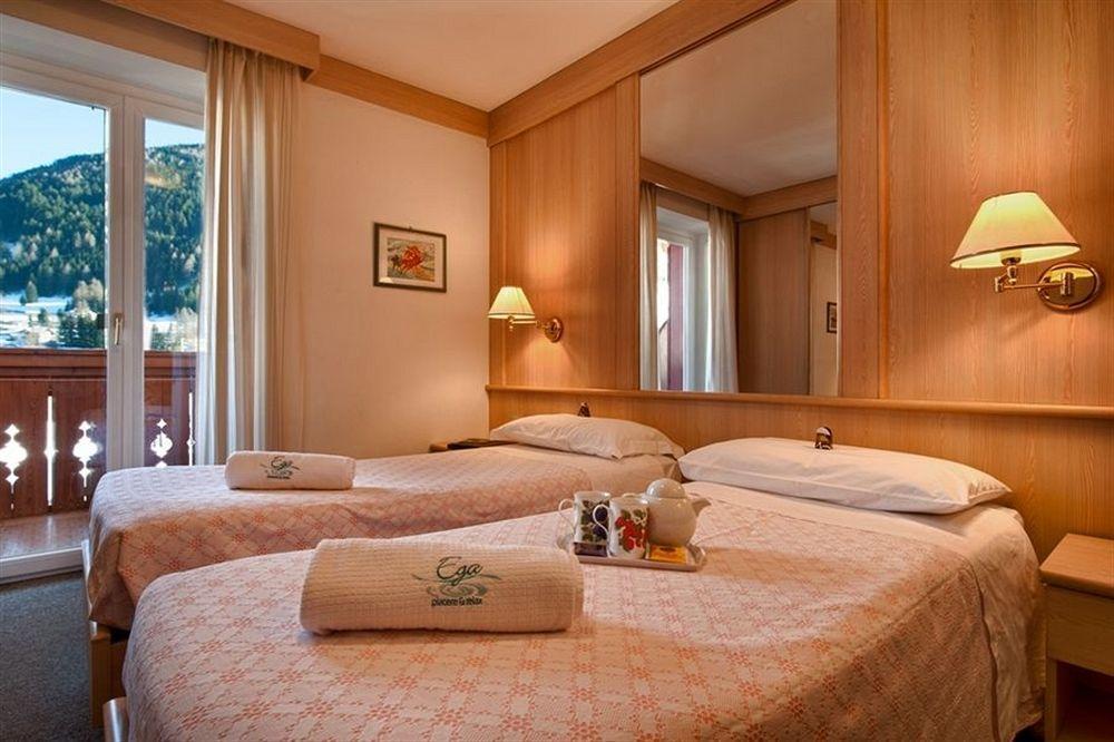 Hotel La Serenella Moena Kültér fotó